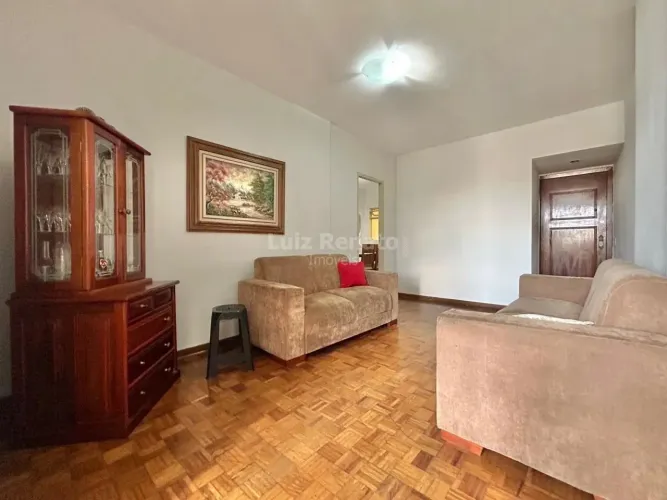 Apartamento à venda no bairro Floresta