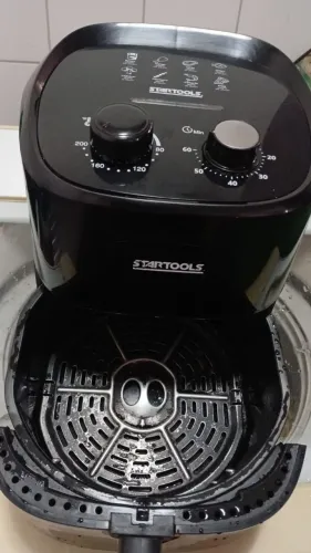Vendo arfry praticamente nova