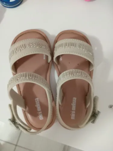 Vendo sandália