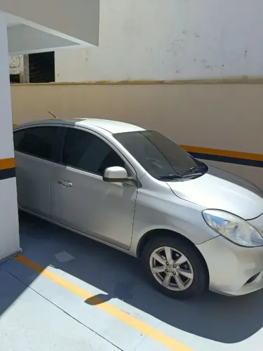 Nissan Versa SL 1.6 16V Flex Fuel 4P Mec. 2013