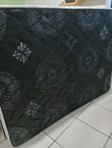 COLCHÃO DE CASAL