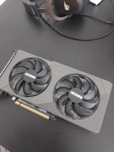 Rtx 5050 8gb, 4 meses de uso.