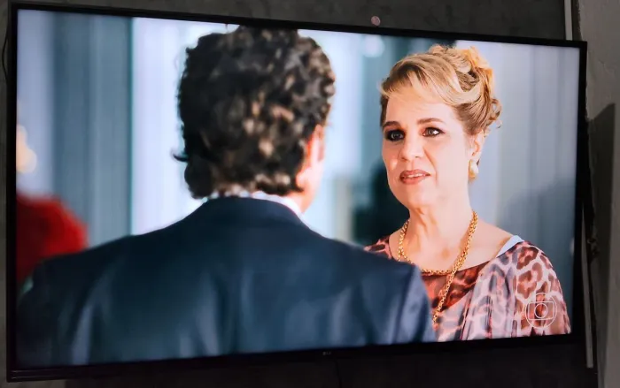 Smart TV LG UHD AI 4K 43 Polegadas UA75 2025