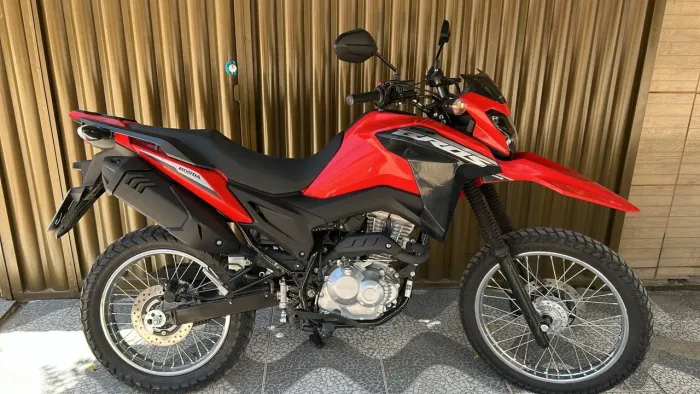 MOTO PARA LOCAÇÃO | R$ 300/SEMANA
