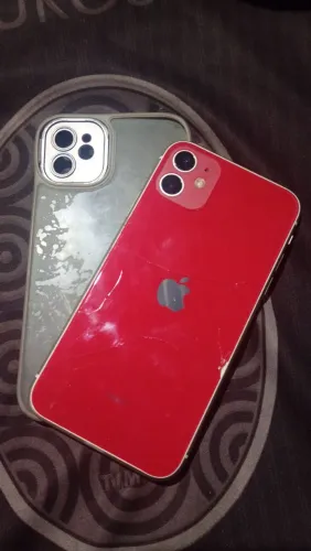 iPhone 11 128gb <br>Inteiro original<br>Face ID on<br>Bateria 80%?<br><br>Parcelo em até 12x?