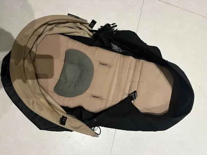 Kit Recém-Nascido Babyzen YoYo 0+ Newborn Pack - Cor Bege/Taupe (Impecável)