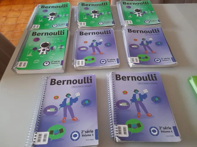 Livros 2° ano médio BERNOULLI