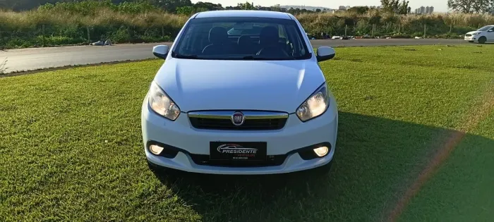 Fiat Grand Siena Attrac. 1.4 EVO F.flex 8V 2015