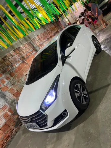 Hyundai HB20S Comfort Plus 1.0 TB Flex 12V Mec. 2018