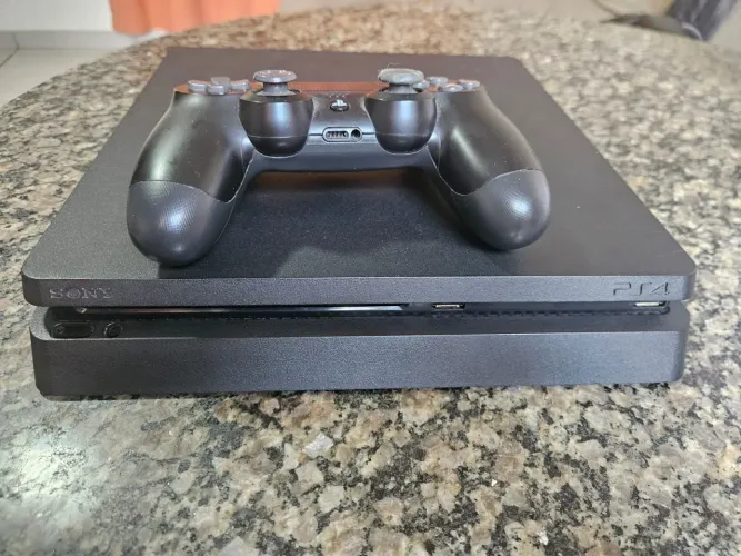 Ps4 slim 512GB