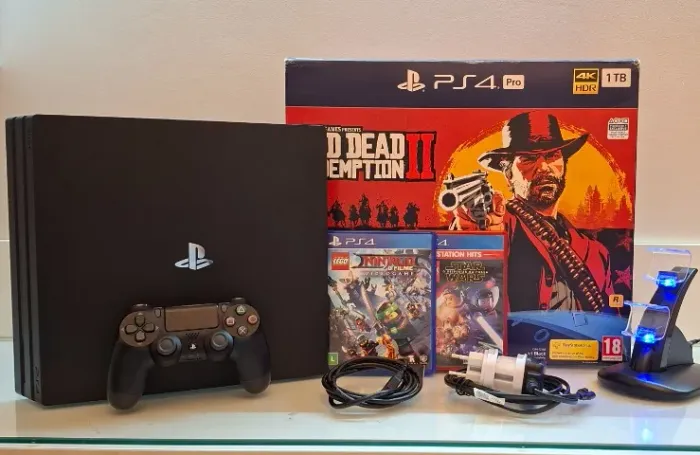 PlayStation 4 Pro 1TB Bundle Red Dead Redemption 2 + Acessórios