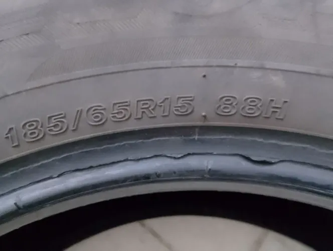 Par de pneus Dunlop 185/65r15