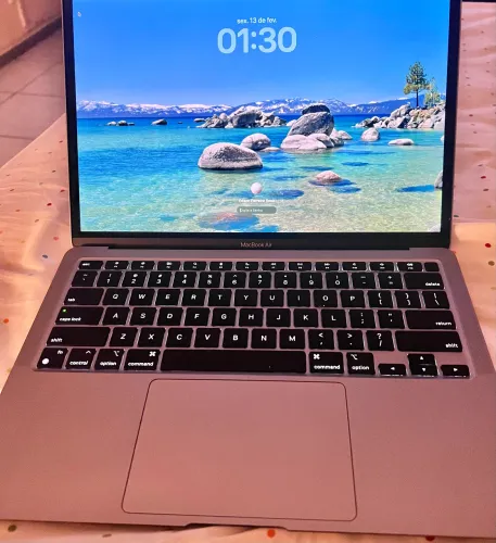 Vendo MacBook Air novo na caixa e garantia