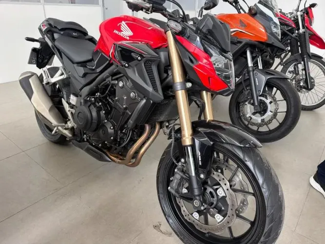 HONDA CB 500F 2024
