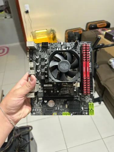KIT PLACA MÃE ELSA EA320M-E + RYZEN 3 3200g + 2x4GB 2133mhz CORSAIR + FONTE 430w EVGA