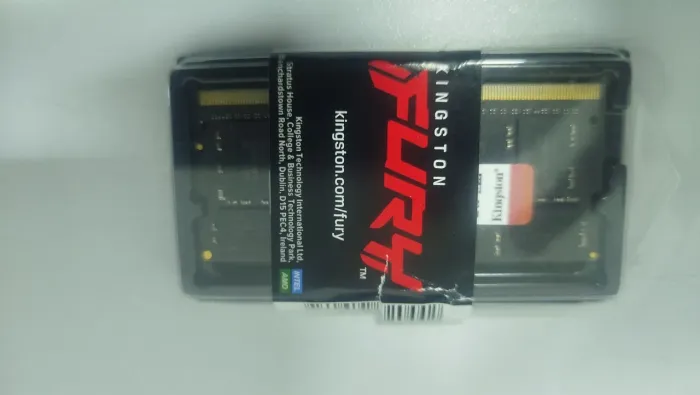 Memória 16GB DDR4 Kingston Fury 