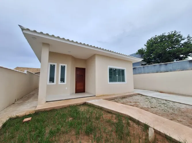 Amparo imoveis! Aluga primeira locação 3quartos sendo 1 suíte área guormet - Arauama