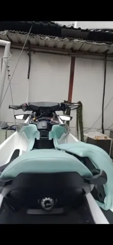 Jet-ski seadoo 235 hrs de uso 