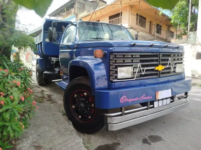GM Chevrolet D11.000 D12.000 D13,000 D14.000 Leia o Anuncio