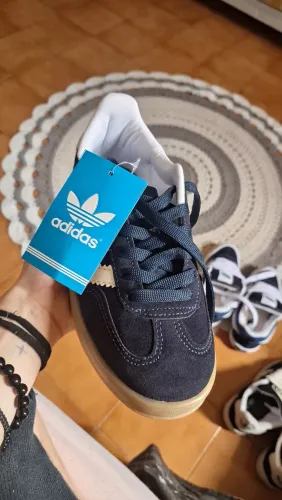 Adidas gazelle azul novo 35/36