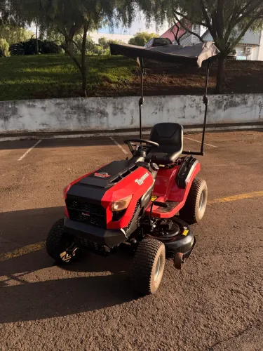Trator cortador de grama 19.5HP