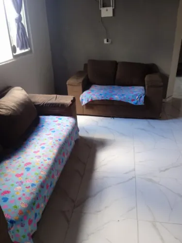 Casa com 3 quarto uma cozinha uma sala uma área um alpendre com área etc