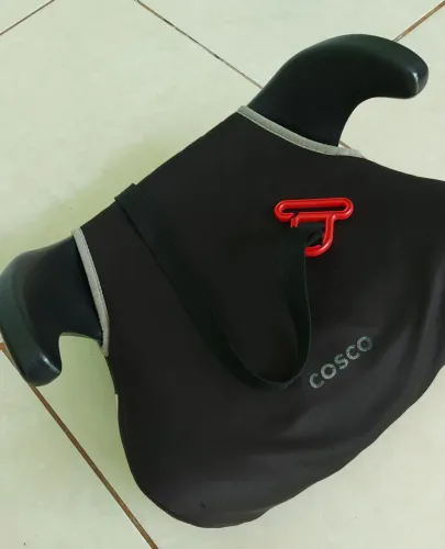 Assento de elevação cosco, com regulador de cinto. Para carro 15 a 36kg