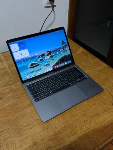 MacBook Air M1 256gb 8gb - Bat 100% - Conservado - Envio OLX Pay - Troco e Parcelo 18