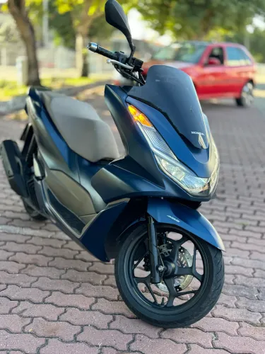 PCX DLX único dono 8000 km
