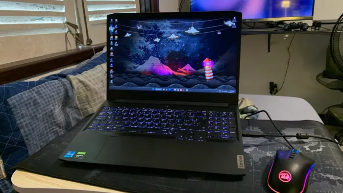 Lenovo gaming 3i i5-11300h 16gb ram GTX1650