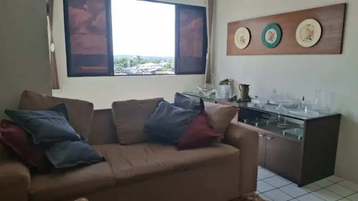 Edf. Cancún, Campo Grande, Debora