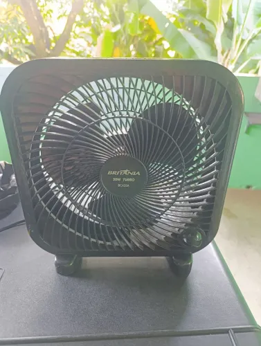 Circulador de ar pequeno 220v