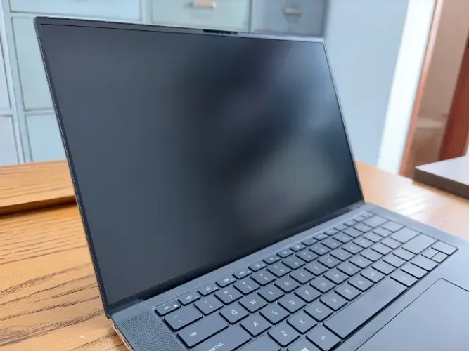 Notebook Dell XPS 15 9520 i7-12700H 1TB 64GB DDR5 RTX 3050 4GB