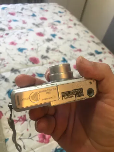 Câmera Sony cyber 6.0