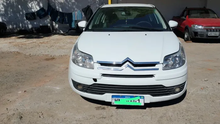 Citroen C4 GLX 2.0 Flex 16V 5P Aut. 2013