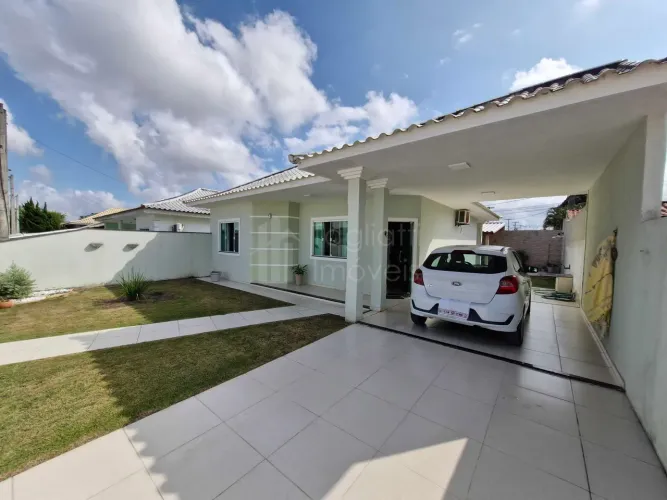 Portal das Conchas - Casa em Condomínio em frente a rodovia e a lagoa!