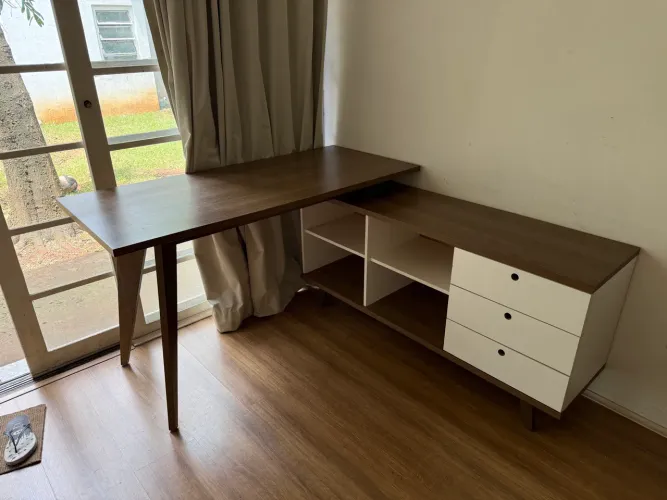 Mesa Escritório com gaveteiro