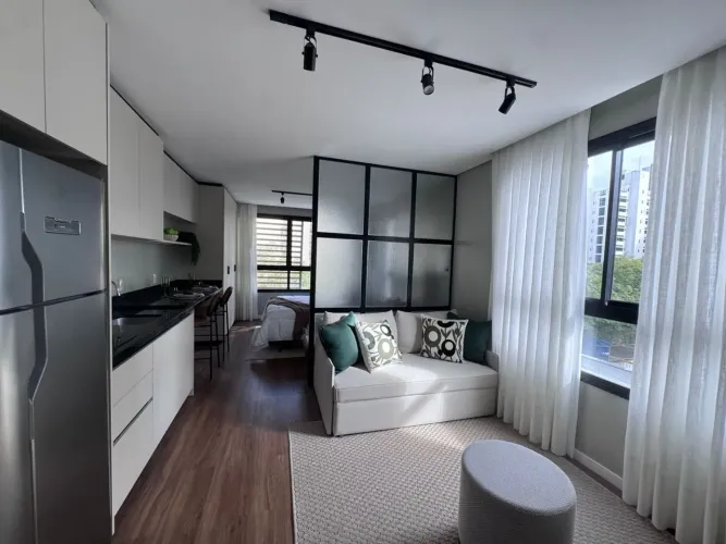 Apartamento Studio Mobiliado para Alugar no Centro de Florianópolis.