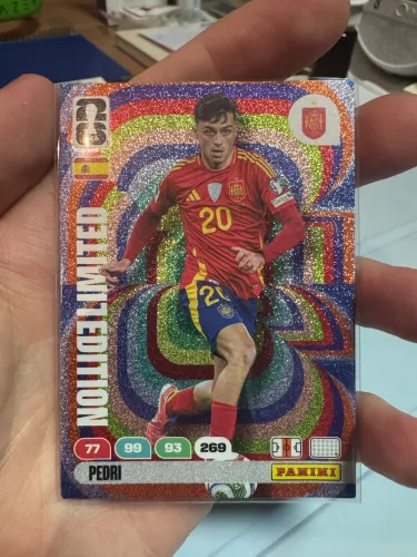 CARD ADRENALYN limited edition, Pedri, versão europeia