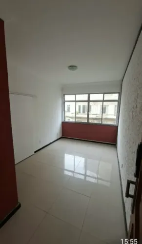 Copacabana, apartamento com 3 quartos colado à praia