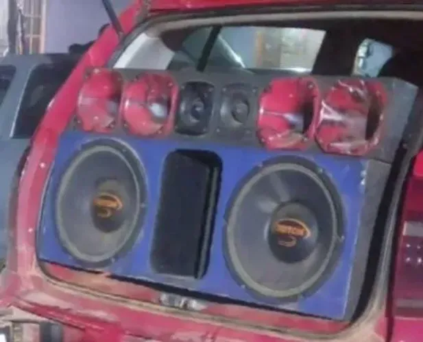 Vendo caixa de som automotivo 