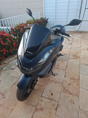 PCX 160 DLX