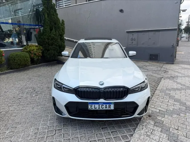 BMW 330E M Sport 2.0 Turbo Híbrido AU 2025