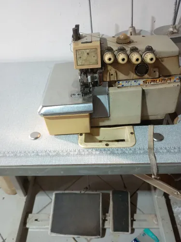 Máquina interloque 1 500 e máquina ombro a ombro 2600 esse valor e negociável