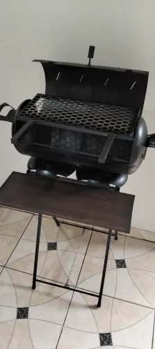 Churrasqueira p/base C/ base dobrável 