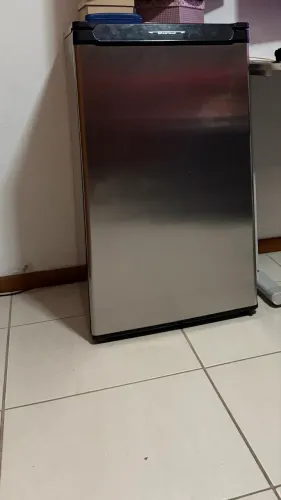 Frigobar Brastemp 120L Inox - Muito conservado