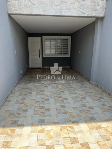 Sobrado 3 quartos 1 suíte, 2 vagas Semi-Mobiliado - Água Rasa