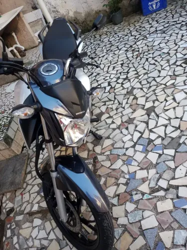 Titan 160 2023 Quitada IPVA Maio 2027
