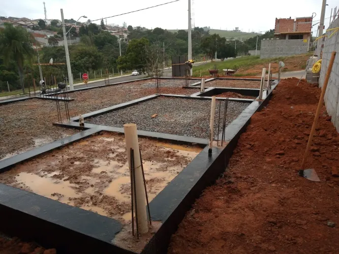 Alugamos betoneira