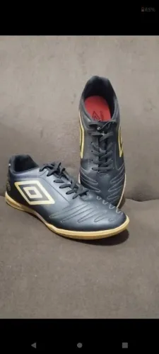 Chuteira futsal